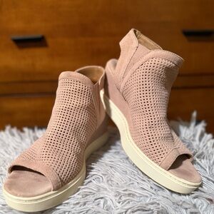 Sofft Blush Peep-Toe Wedges